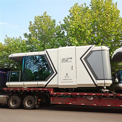 Rumah Pod Pesawat Luar Angkasa Klasik X50